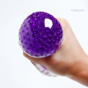 Balle anti-stress en gel, couleur violette, idéale pour apaiser le stress