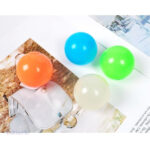 Balle collante anti-stress, un compagnon pour la relaxation