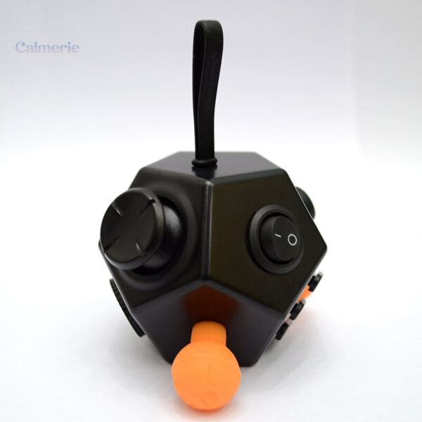 Jouet de bureau : cube fidget noir, 12 activités