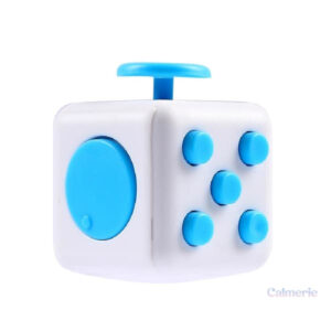 Fidget Cube Aqua, un jouet anti-stress coloré et pratique