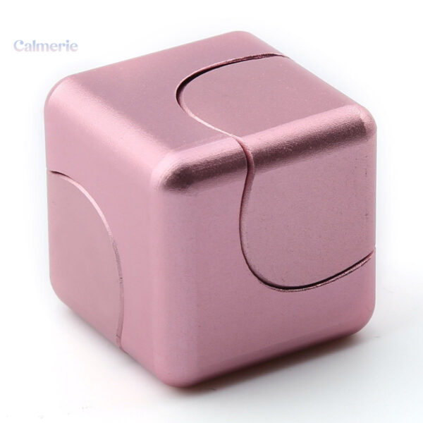 fidget-cube-spinner-rose-1 Fidget Cube Spinner Rose pour la relaxation et la concentration