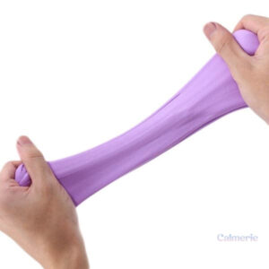 Pâte à modeler Fluffy Slime dans une belle teinte violette