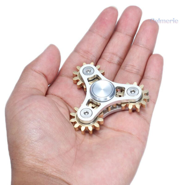 Hand Spinner Quatro, jouet anti-stress à quatre engrenages