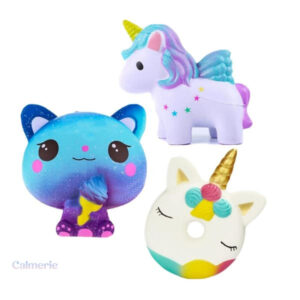 Variété de squishies doux et ludiques pour la détente