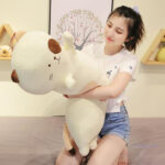Jolie peluche chat longue, parfaite pour le réconfort