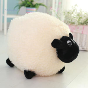 Mouton en peluche Kawaii idéal pour la détente et le réconfort