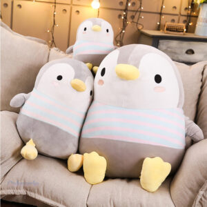 Doudou pingouin Kawaii, compagnon réconfortant et ludique
