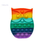 Pop It arc-en-ciel pour stimuler les sens des enfants