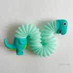 Accessoire anti-stress inspiré des dinosaures, idéal pour tous