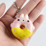 Porte clé squishy en forme de donut coloré