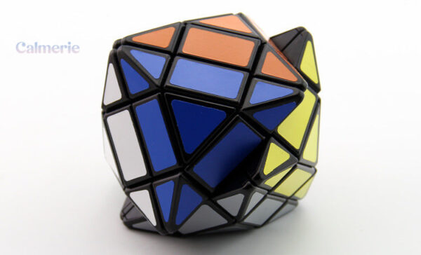 Rubik's Cube innovant au design rhombique