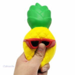 Variété de Squishy Ananas avec design adorable et texture agréable