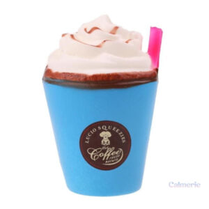 Jouet squishy en forme de tasse de café colorée