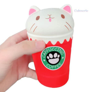 Cappuccino squishy idéal pour la détente et le stress
