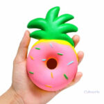 Jouet squishy en forme de donut ananas coloré