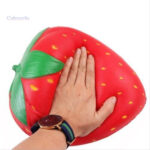 Accessoire anti-stress, squishy fraise couleur vive