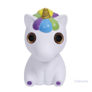 Squishy géant licorne bébé en position assise