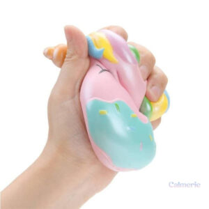 Variantes de Squishy Licorne avec designs variés
